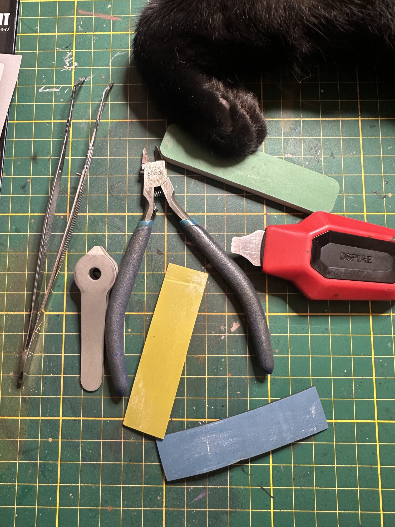 Strumenti per montare i Gunpla: cosa serve davvero per iniziare